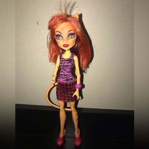 Monster High Toralei Coffin Bean